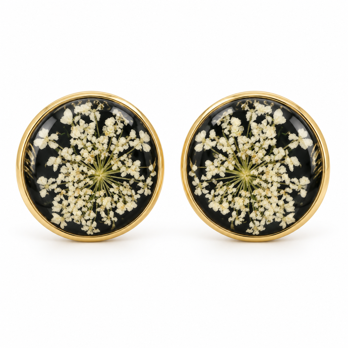 Clous d’oreilles Dentelle blanche