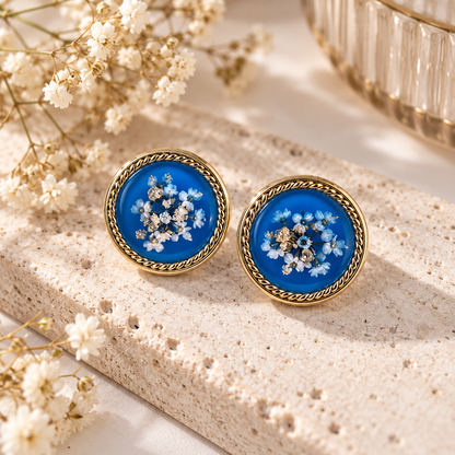 Clous d’oreilles fleuris Bleu céleste