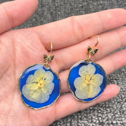 Boucles d’oreilles bleu profond